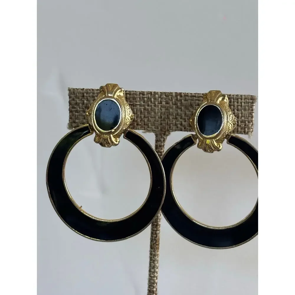 Vintage 1980 gold